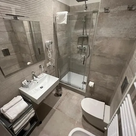 Maqueda 4* Палермо