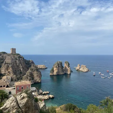 Maqueda 4* Палермо