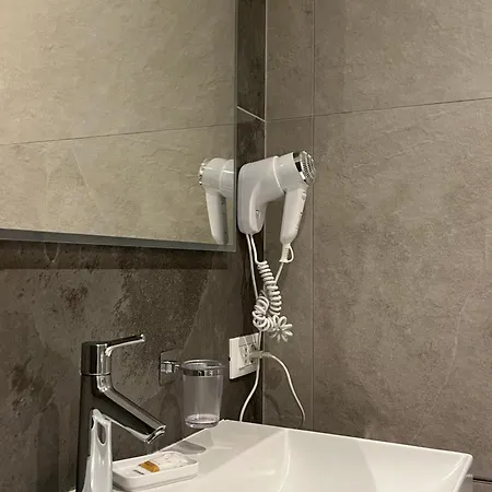 Maqueda 4* Παλέρμο